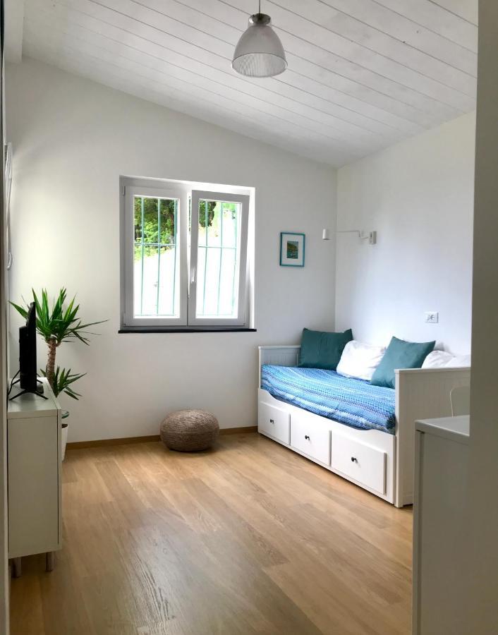 לינה וארוחת בוקר ראפאלו La Riviera Bed & Breakfast מראה חיצוני תמונה